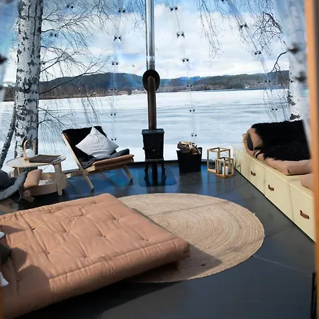 Dom wakacyjny Glass Igloo With 360-degree Views In Krodsherad Kroderen